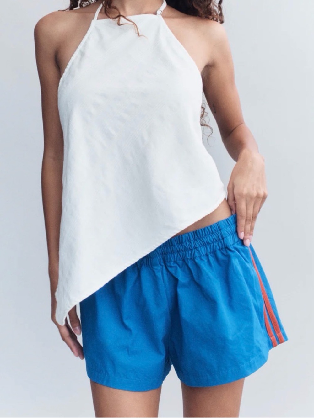 With Jean Romeo shorts size small